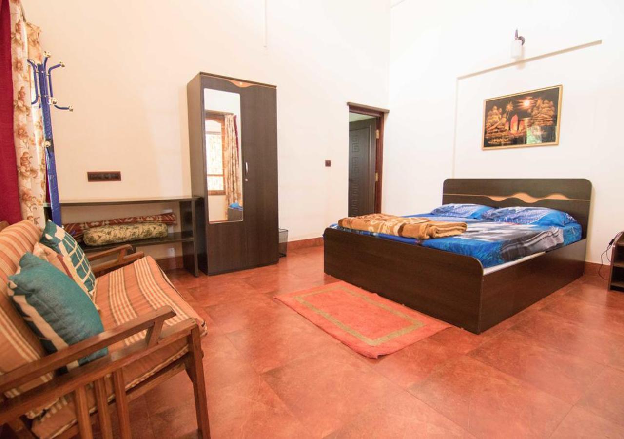 Wanders In Travel Company Hotel Madikeri Exterior photo