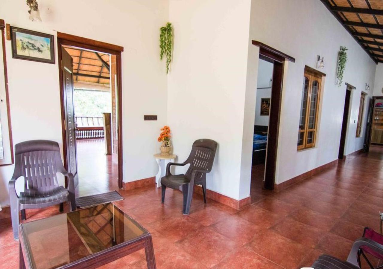 Wanders In Travel Company Hotel Madikeri Exterior photo
